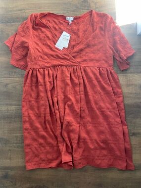 Nordstrom Rack Red Textured Short Sleeve Top Size Medium